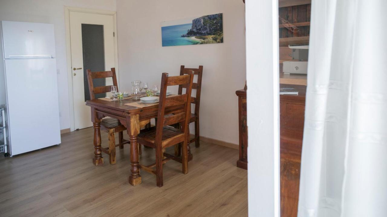 Appartamenti Taloro Ab Iun Q3273 Cala Gonone Exterior photo
